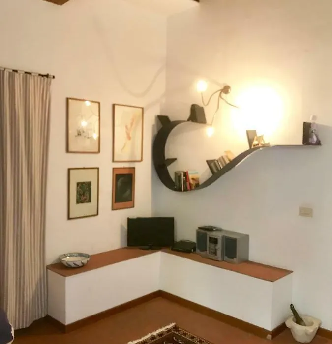 Gino'S Place-1